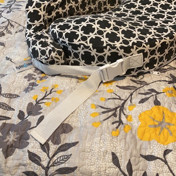 breast feeding supporter - Picture 3 of 5